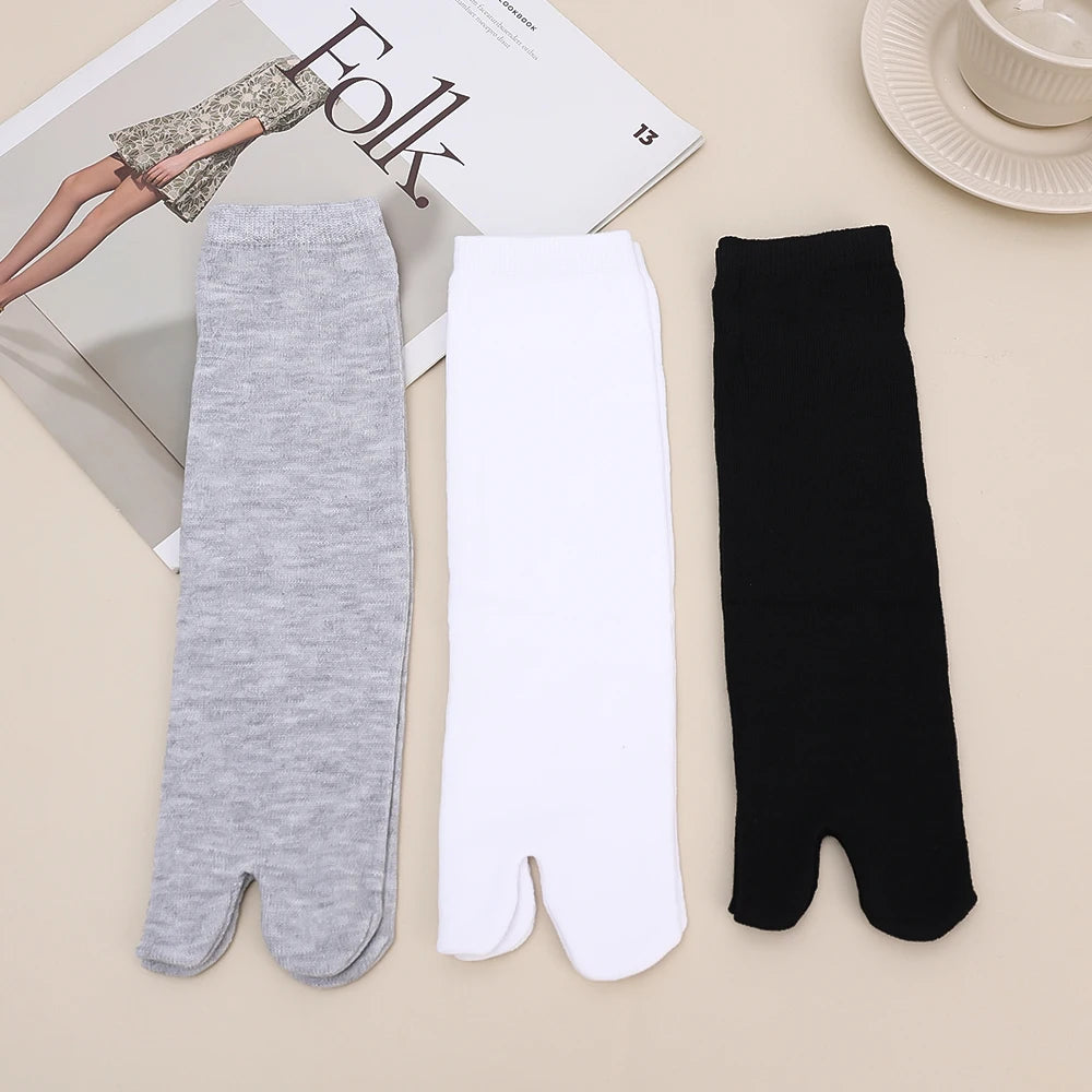 Tabi Toe Split Socks