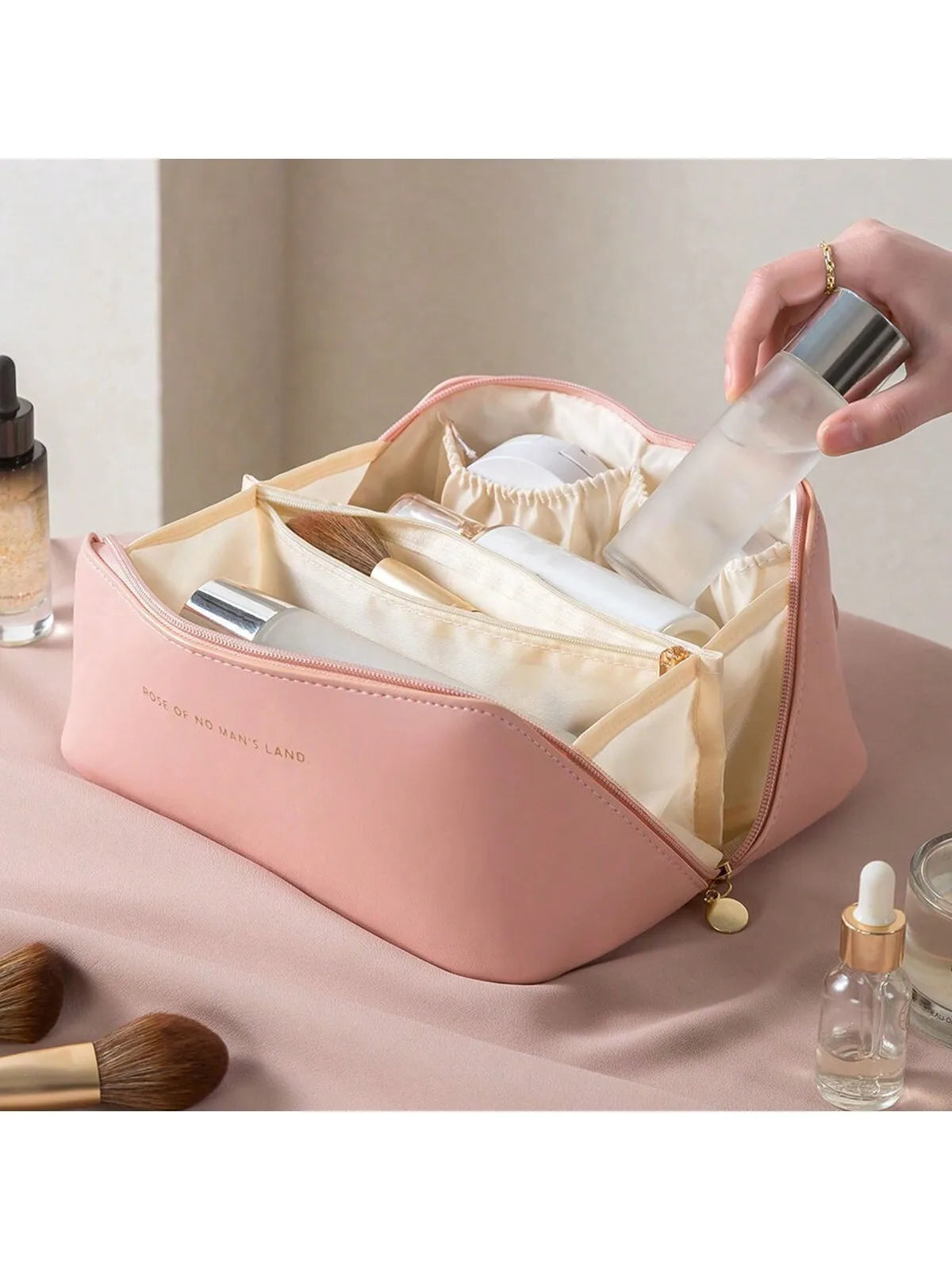 Large PU Leather Travel Cosmetic Bag – High-Capacity Makeup Organizer for Women