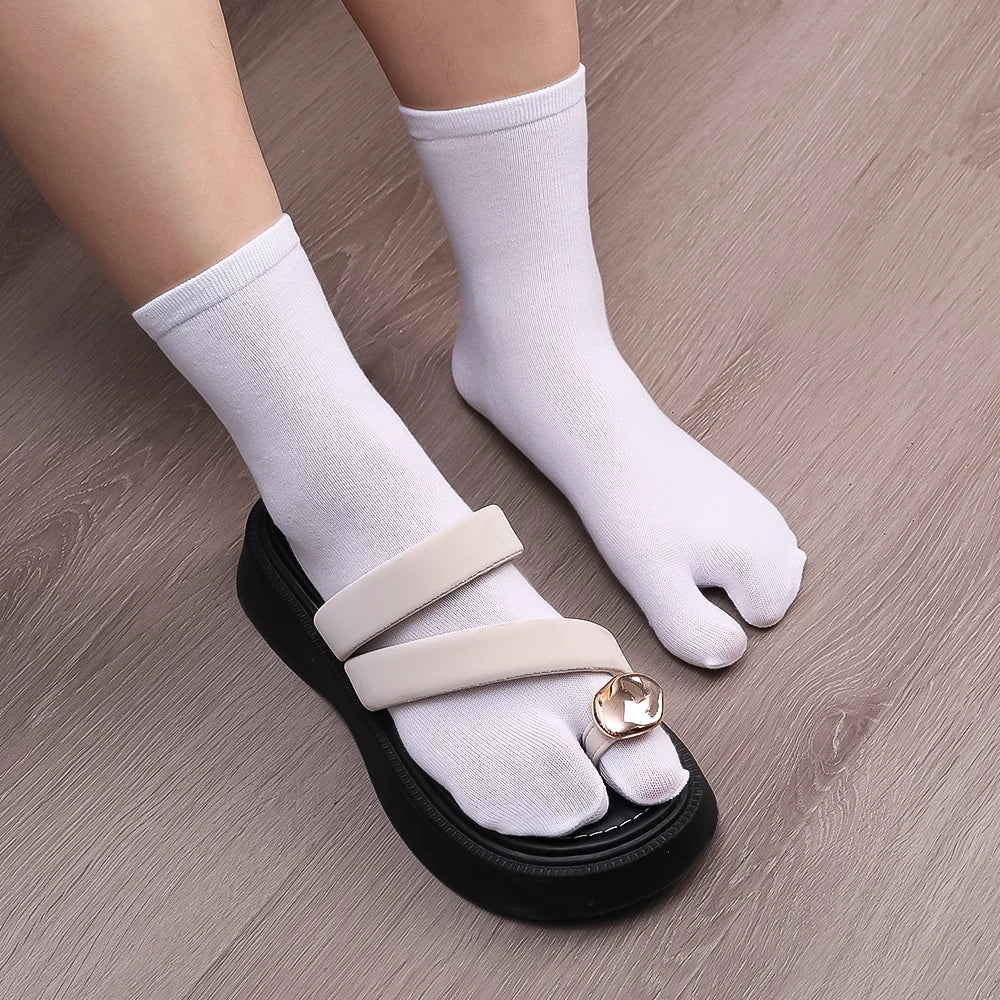 Tabi Toe Split Socks