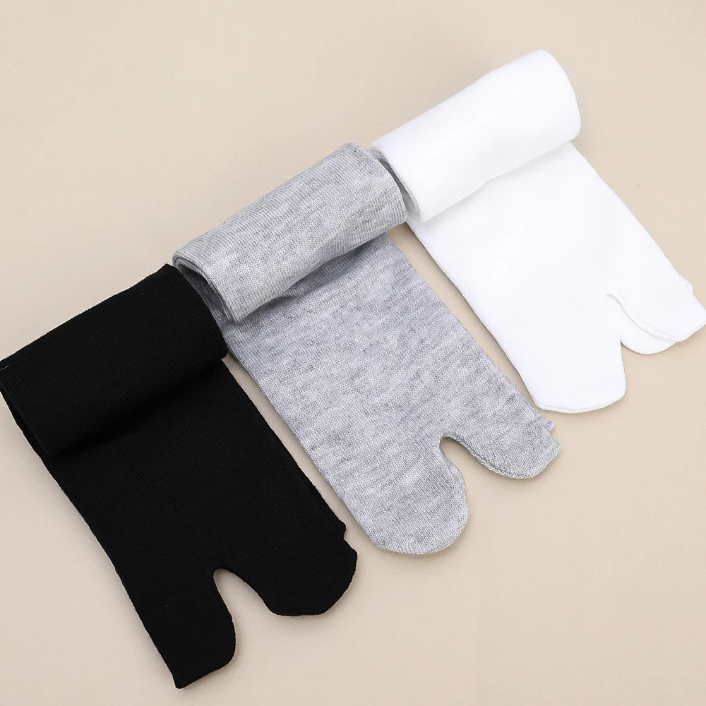 Tabi Toe Split Socks